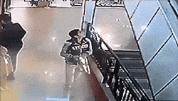 영웅이 되돌아온 이유 | 인스티즈