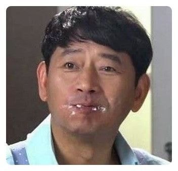 마리텔 나와서 크림빵 먹는 연기하는 전광렬 - 모바일 게임메카