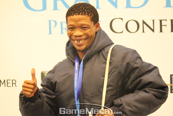 2011_wcg_1209_hjs_boosi_ss1.jpg