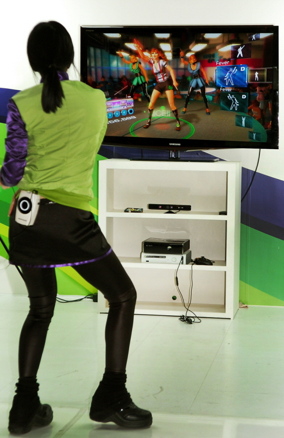 fs101101_kine3.jpg