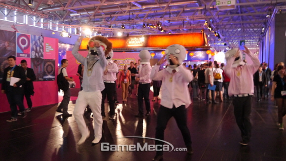 igme1_20120815-052_ghey.jpg
