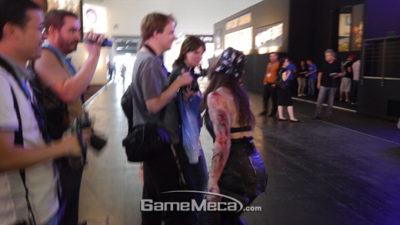 igme1_20120815-151_ghey.jpg