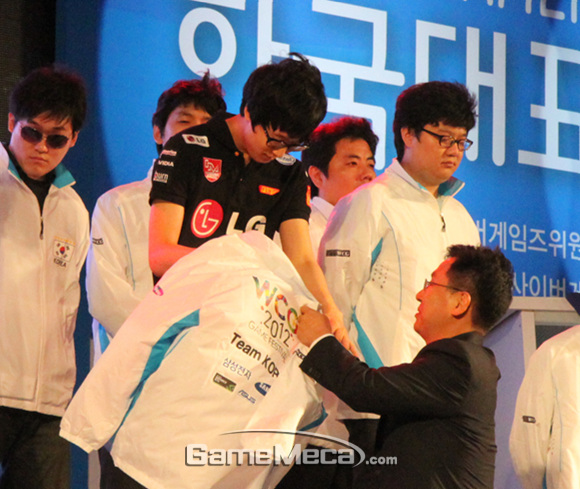 ke3_20120916-044_ghey.jpg