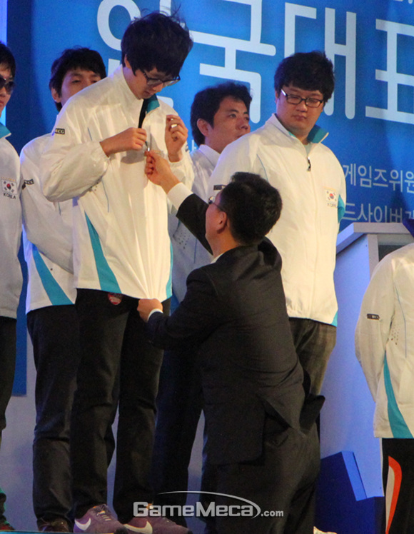 ke3_20120916-045_ghey.jpg