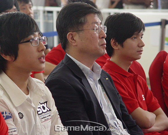 100831-risell-stx49.jpg