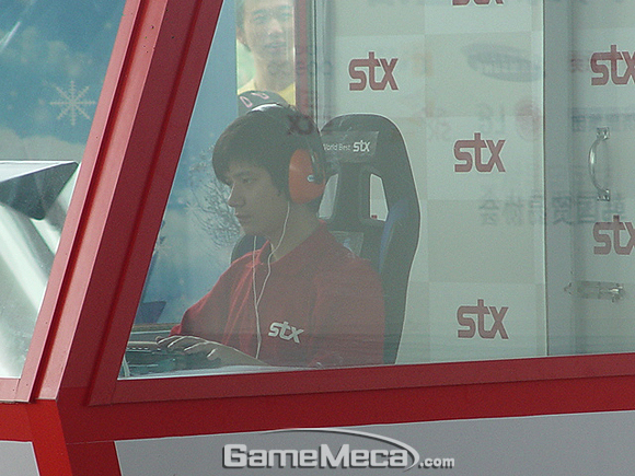 100831-risell-stx54.jpg